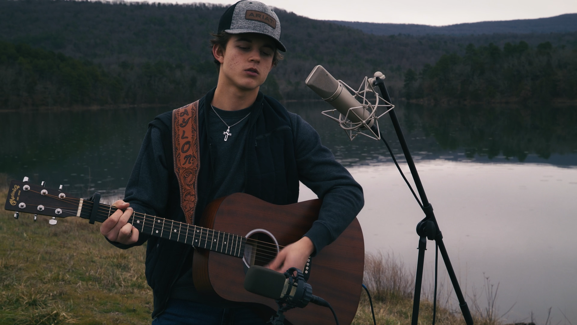 Waylon Wyatt Singer Bio, Age, Height, Weight, Family, Net Worth &amp; Songs ...
