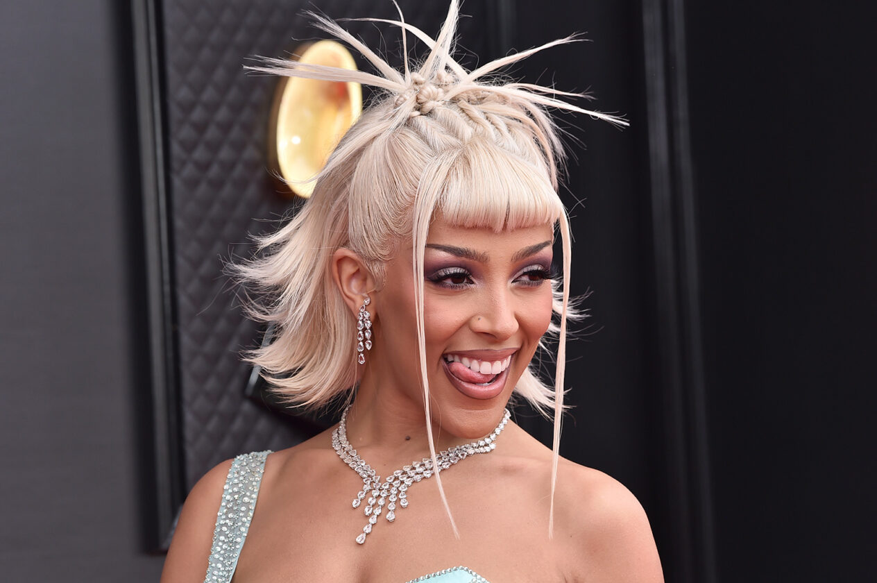 Singed R Bio Doja Cat Singer Bio, Age, Height, Weight, Family, Net Worth & Songs ...