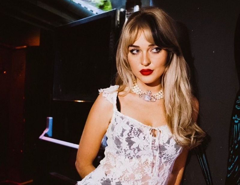 Luvcat Early Life and Education