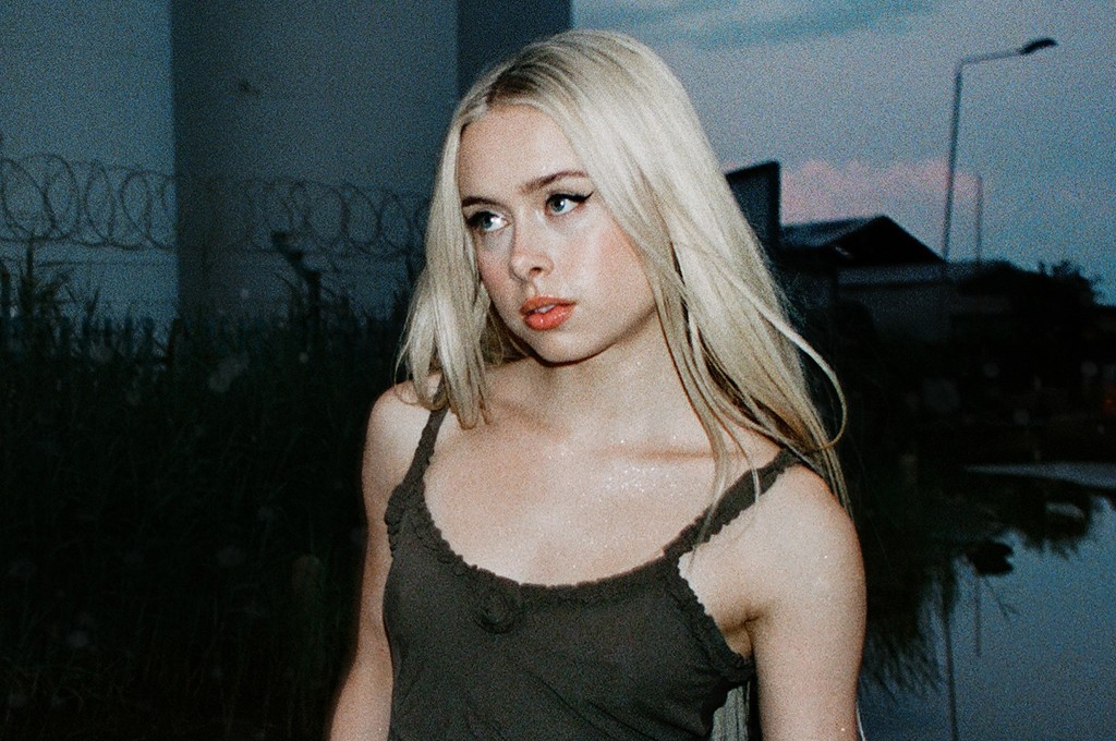 Erin LeCount Early Life and Education